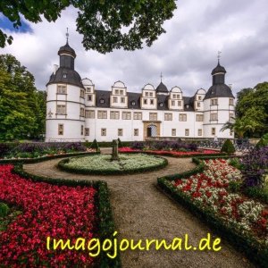 Schloss Neuhaus am Mittag Paderborn